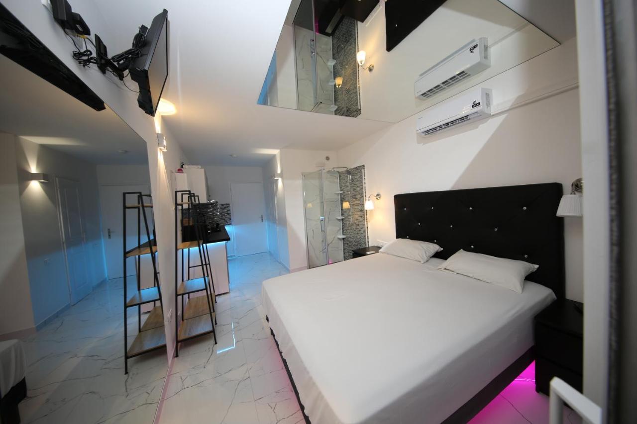 Studio Indecent Agde Exterior photo